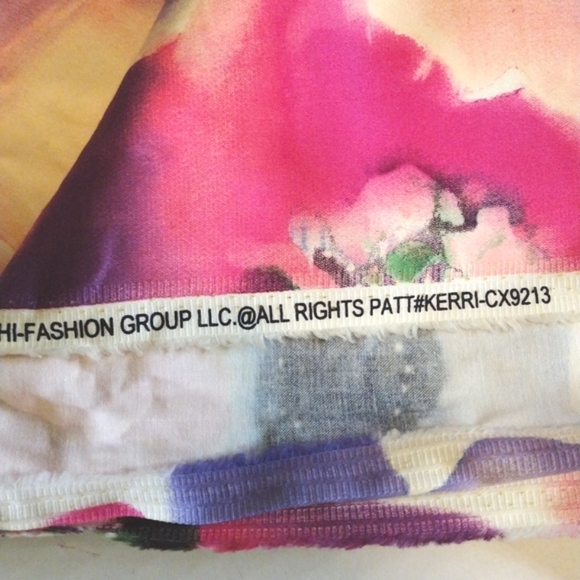 DESIGNER PINK RED FLOWER FABRIC,SATIN SHEEN - Picture 3 of 7